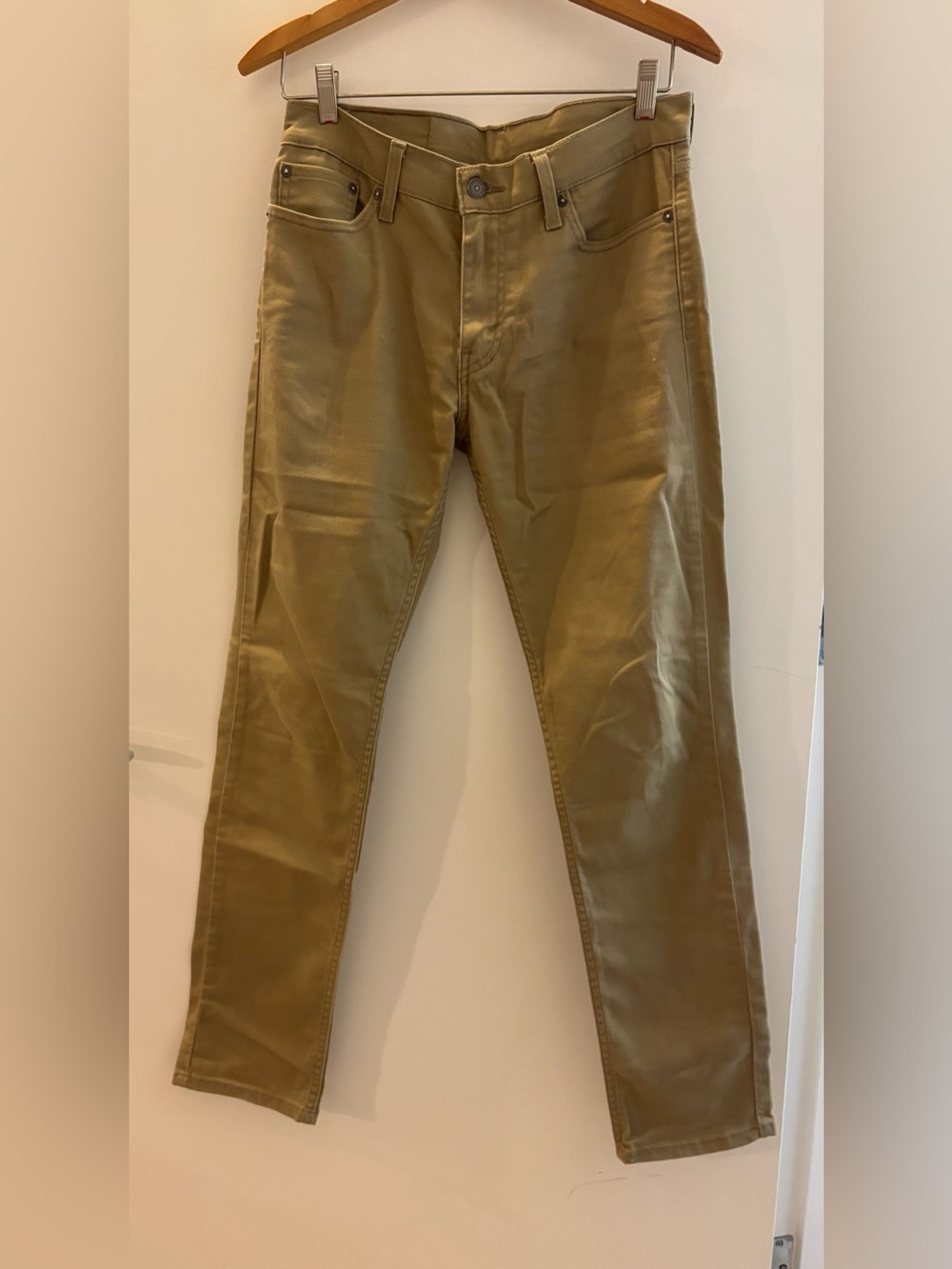 Levi’s 511 Slim Fit Men’s Tan Khaki Pants W30 L32